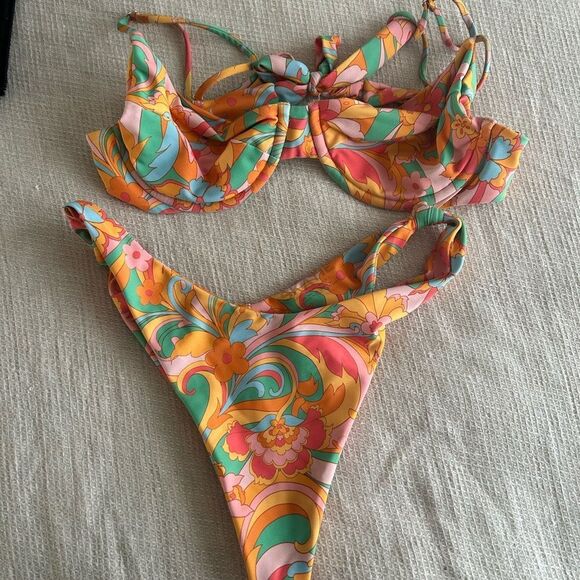 SKATIE NADI BATHING SUIT SET - SUZANNE BOTTOM & KATE TOP - Picture 6 of 7